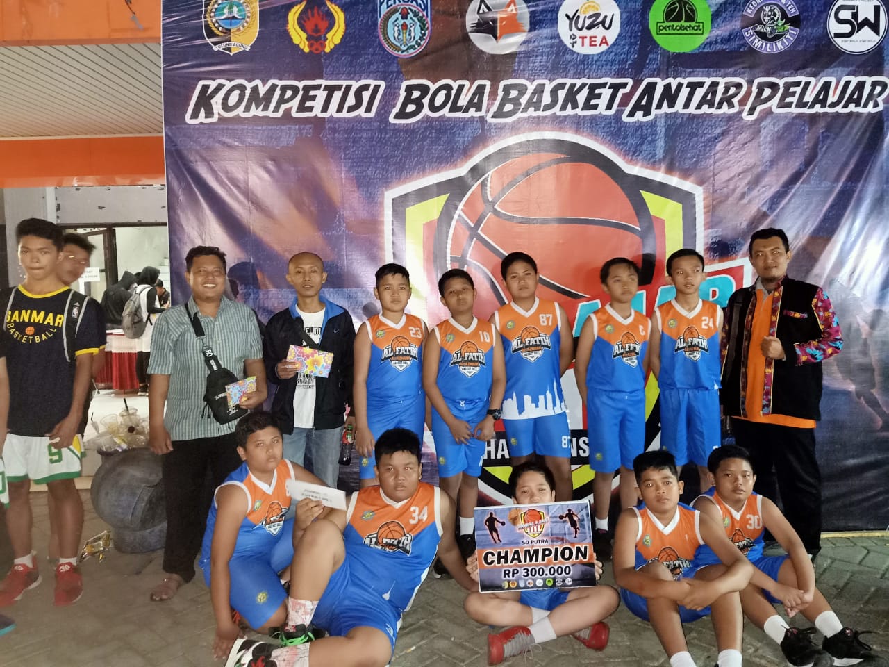 Team Basket SDI Al Azhaar (Al Fatih) Menjuarai Kobalajar di Kab Tulungagung